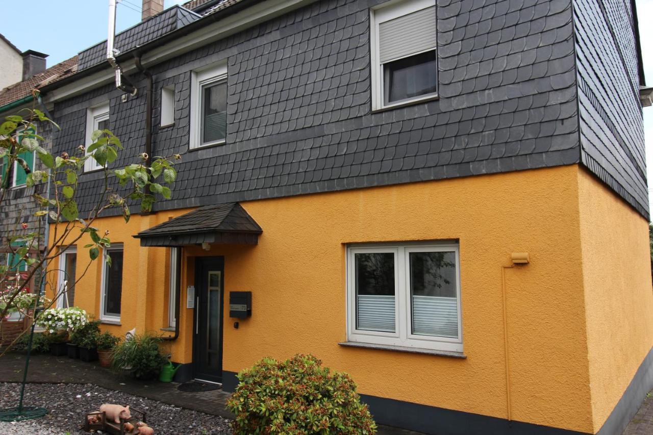 Privatzimmer Haus Gruenewald Solingen Extérieur photo